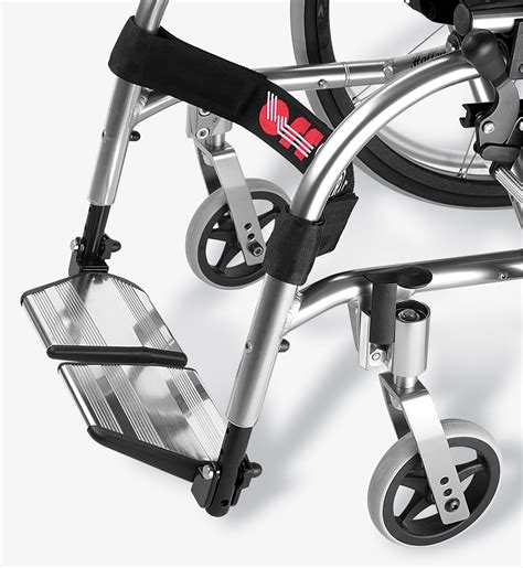 Schema di una carrozzina ortopedica con parti evidenziate