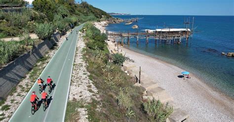 Pista ciclabile sulla costa abruzzese