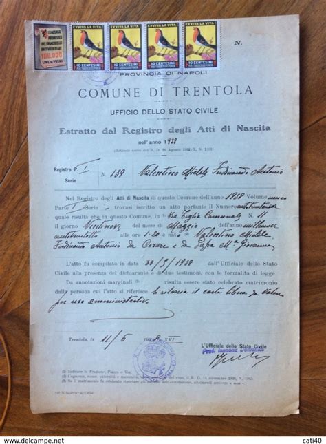 Documento ufficiale con timbri e firme