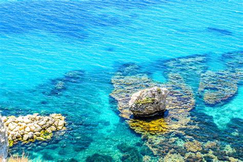 Vista panoramica di Sciacca con il mare e il parco