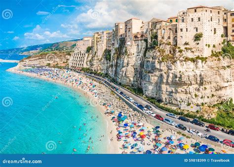 Vista panoramica della spiaggia di Tropea