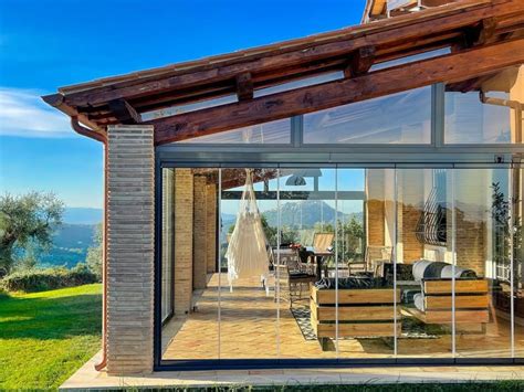 Vista panoramica dalle vetrate della zona wellness della Pensione Alidor