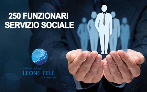 Funzionari di servizio sociale al lavoro